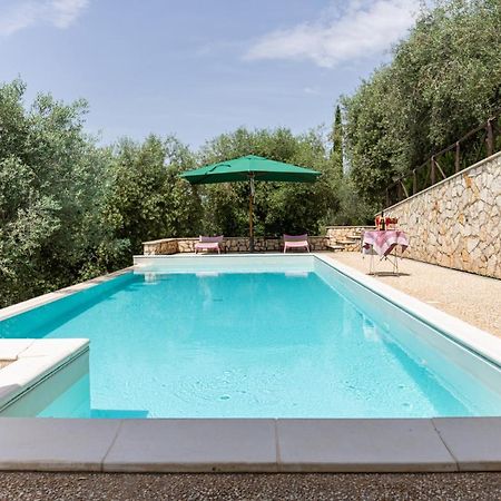 La Tana Delle Stelle B&B Di Charme E Relax Fara in Sabina Екстер'єр фото