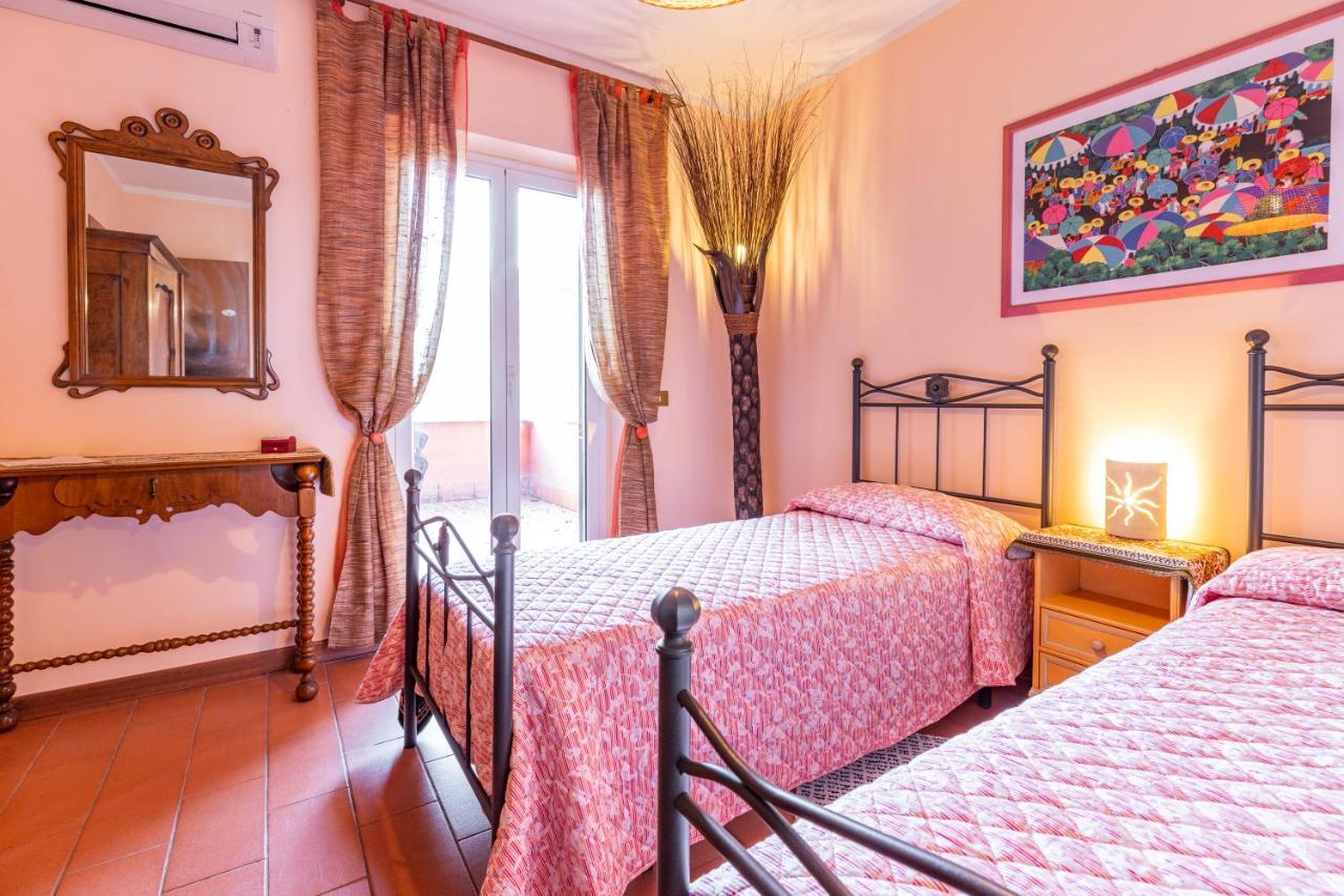 La Tana Delle Stelle B&B Di Charme E Relax Fara in Sabina Екстер'єр фото